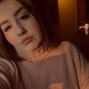 Meet your Posher, Joy